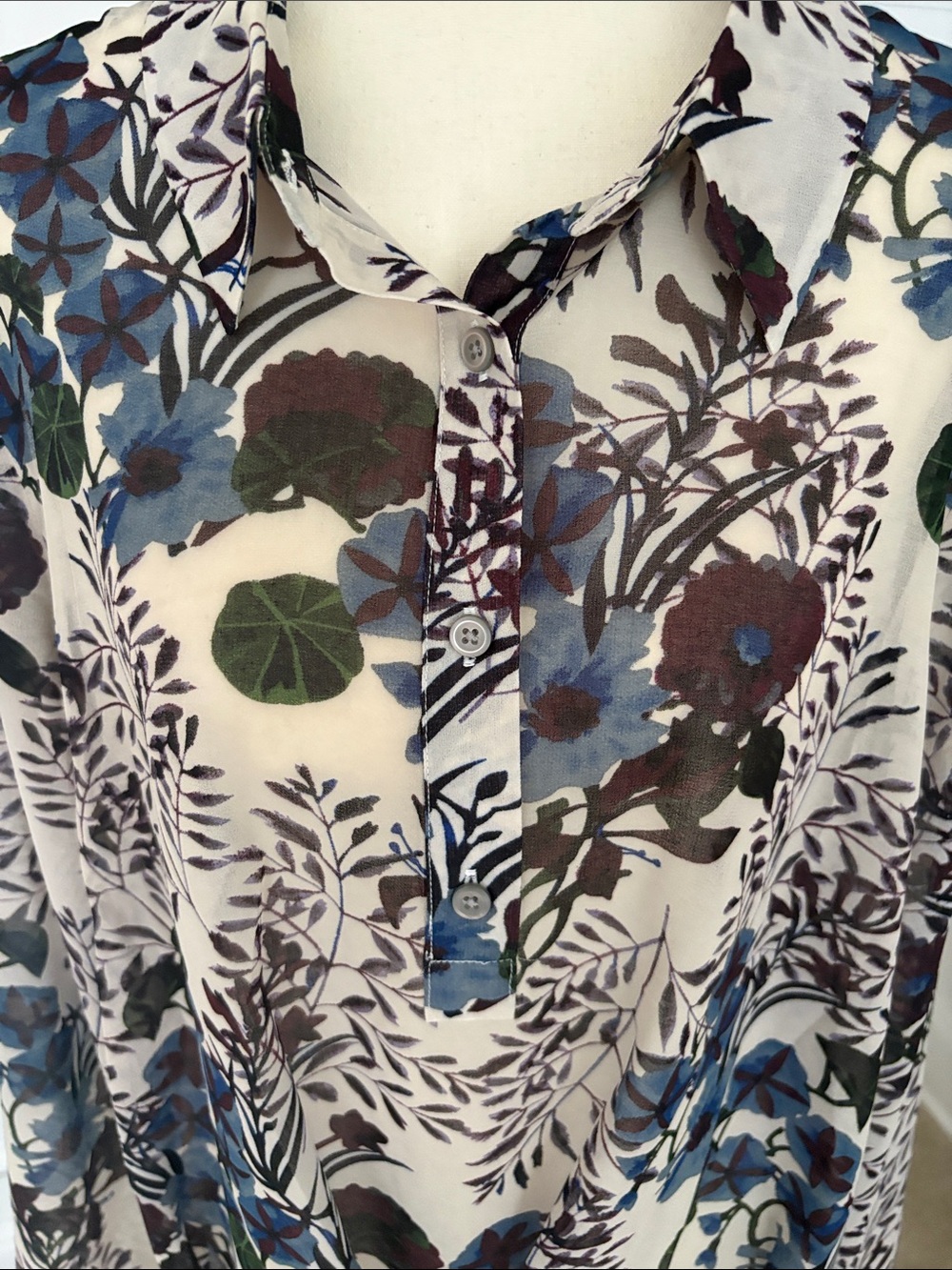 CAbi Floral Button-Front Blouse - Blue & Cream - Picture 2 of 4